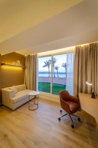 Billede 8 af Luxotel Aqaba Beach Resort & Spa Only 15 years plus