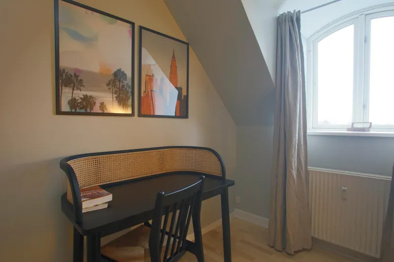 Billede 29 af Unique 5 Bedroom Apartment w Exposed Beams in Copenhagen