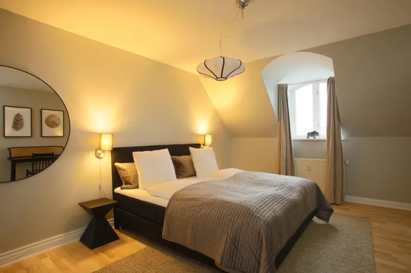 Billede 32 af Unique 5 Bedroom Apartment w Exposed Beams in Copenhagen
