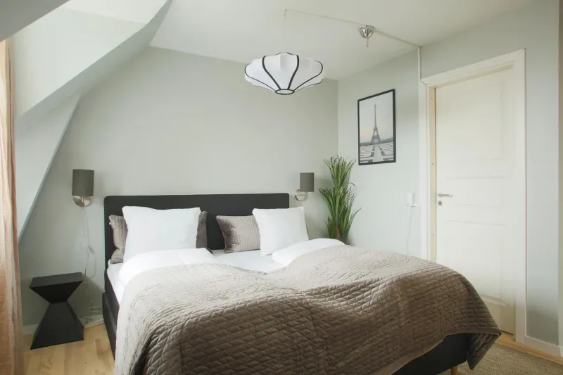 Billede 68 af Unique 5 Bedroom Apartment w Exposed Beams in Copenhagen
