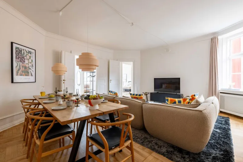 Billede 70 af Rare 4BR Apartment w Unique Details in CPH City