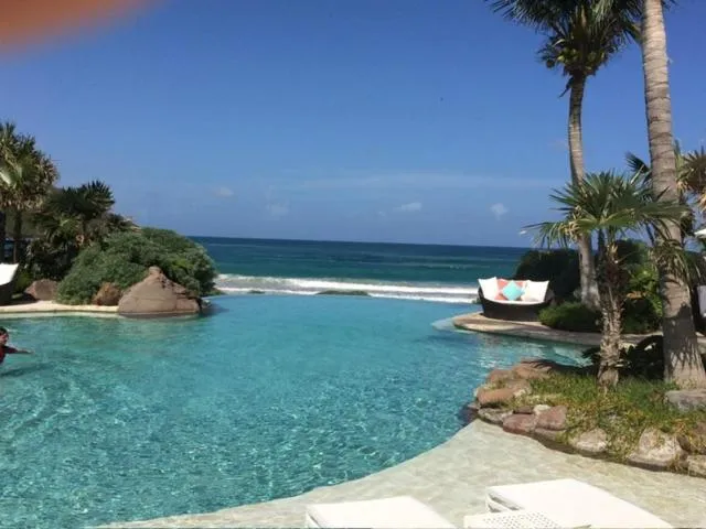 Billede 10 af Oceanfront Beach House - RATE SPECIAL- Valentines on BEACH w Club Access Tennis King Bed