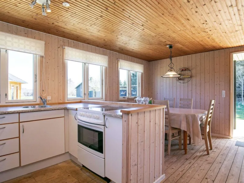 Billede 5 af Lovely Holiday Home in Lønstrup near Sea