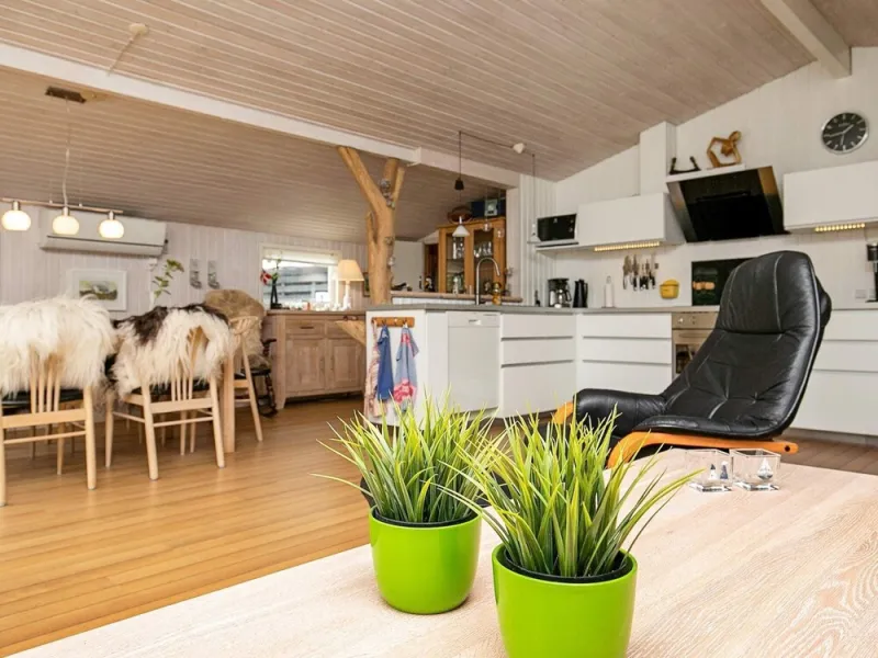 Billede 9 af 8 Person Holiday Home in Lokken-by Traum