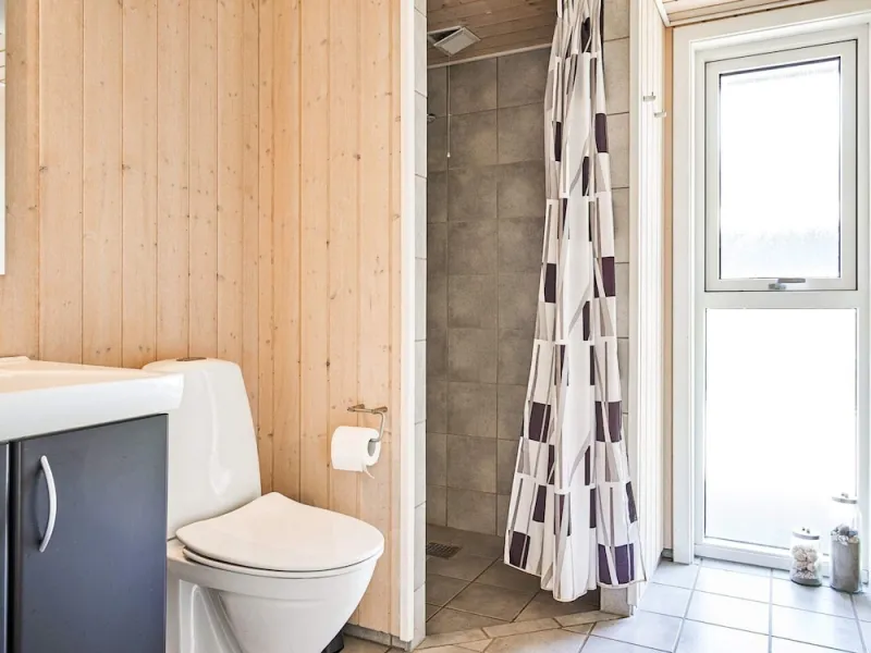 Billede 8 af 8 Person Holiday Home in Nexo-by Traum