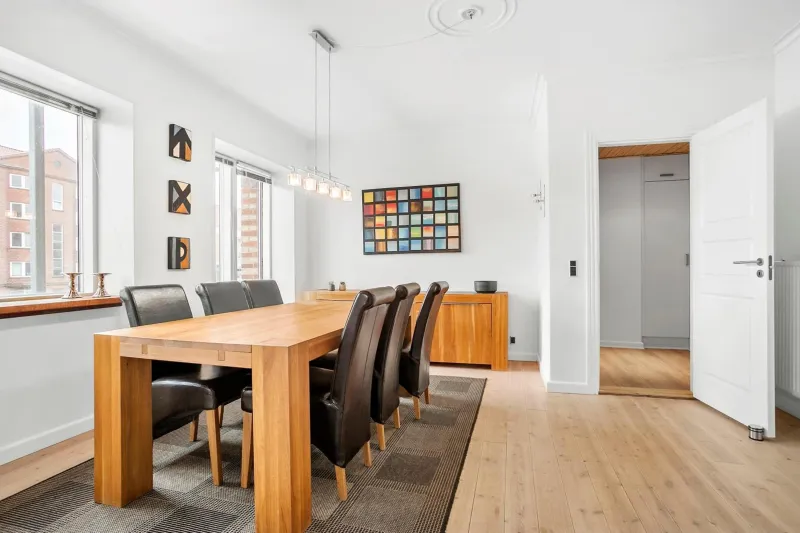 Billede 3 af Cozy 2-Bed Apartment in Aalborg