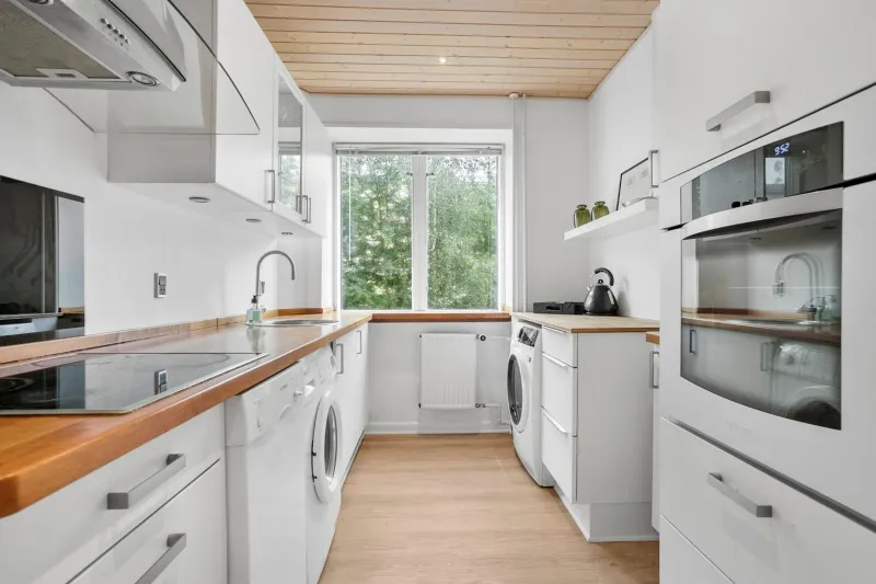 Billede 9 af Cozy 2-Bed Apartment in Aalborg