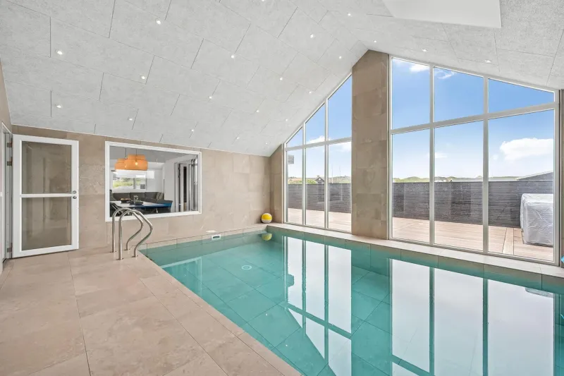 Billede 16 af Exclusive Newly Built Pool House With Outdoor Spa - 1032