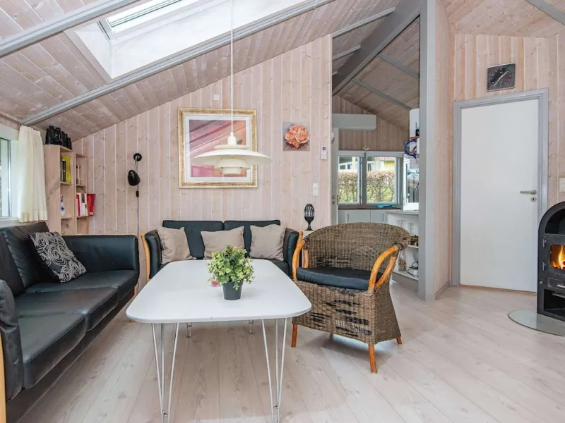 Billede 9 af 6 Person Holiday Home in Sjolund