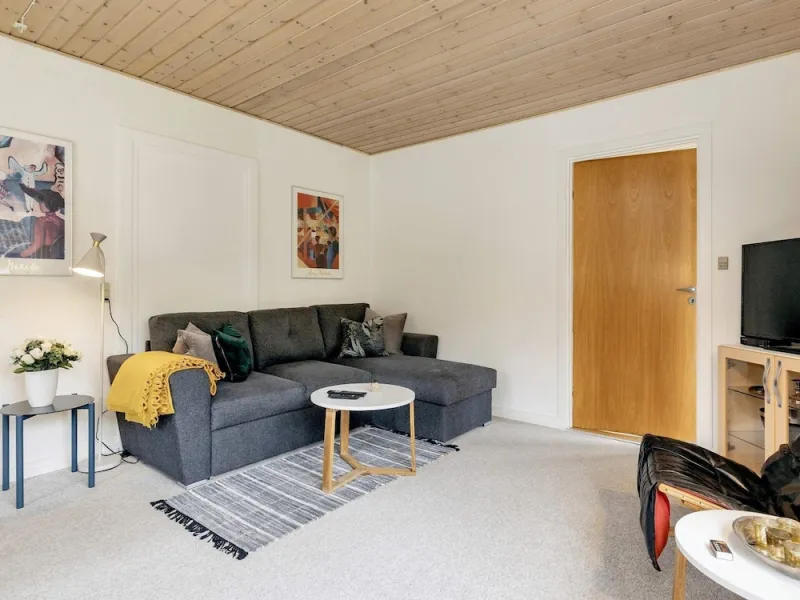 Billede 9 af 5 Person Holiday Home in Norreballe
