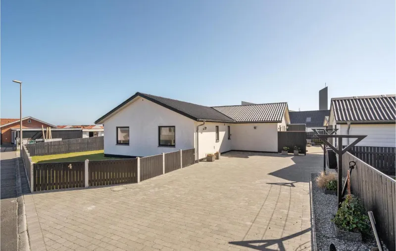 Billede 6 af Stunning Home In Thyborøn With Wifi