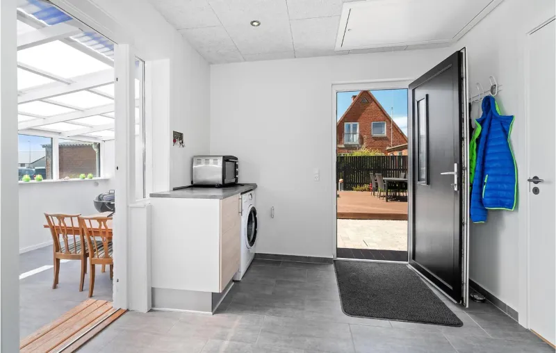 Billede 20 af Stunning Home In Thyborøn With Wifi