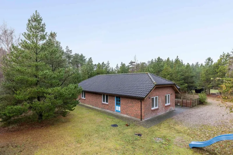 Billede 7 af Large Cottage In Peaceful Beautiful Nature