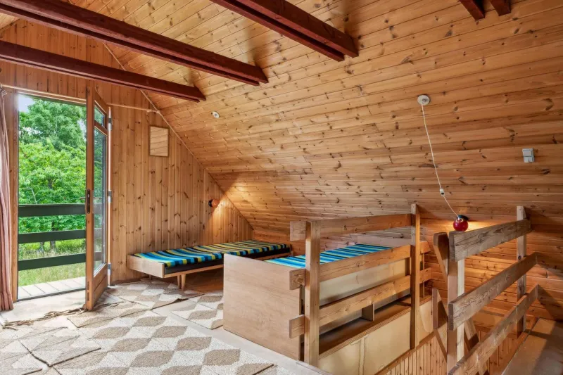 Billede 4 af Authentic And Cosy Holiday Home On A Large Natural Plot Close To The Child-Friendly Bønnerup Beach And The Charming Fishing Harbour