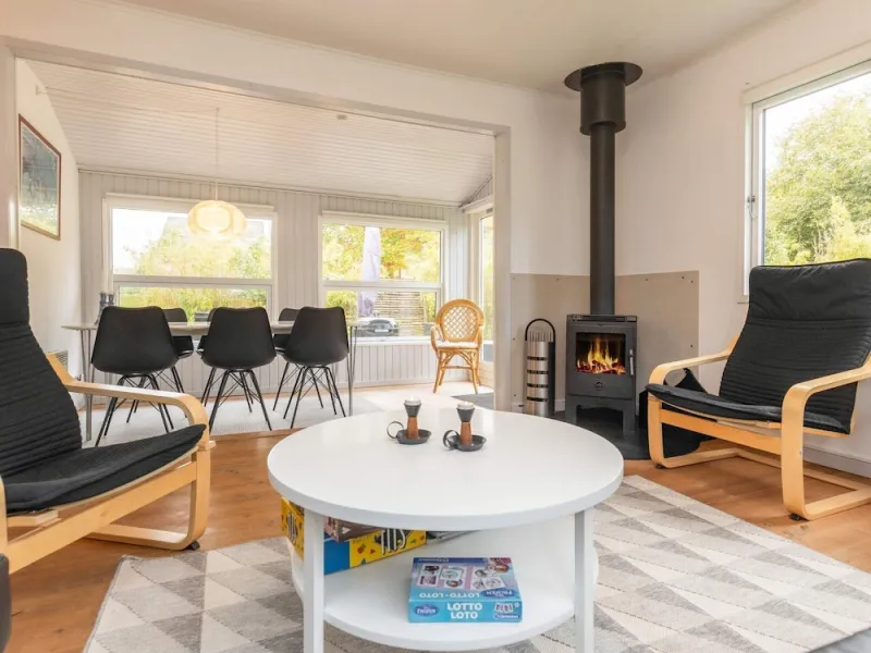Billede 2 af 6 Person Holiday Home in Borup