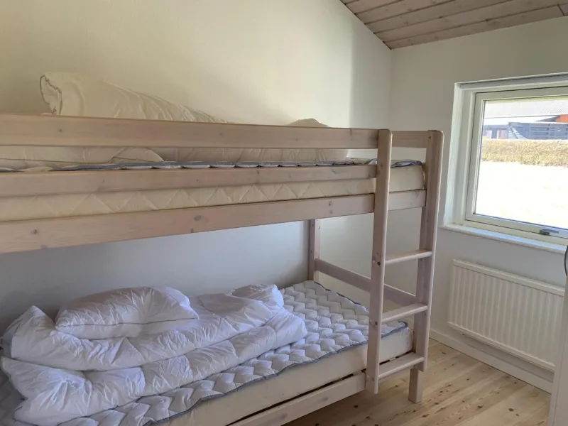 Billede 24 af Moderne sommerhus, 8 senge, 250 mtr til sandstrand