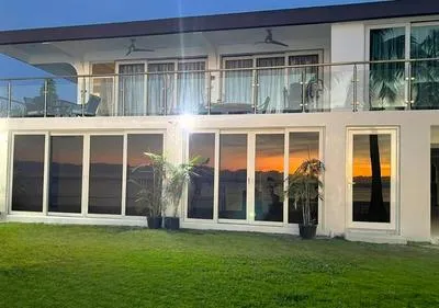 Billede 36 af Sunset Suite - Beach Front Estates