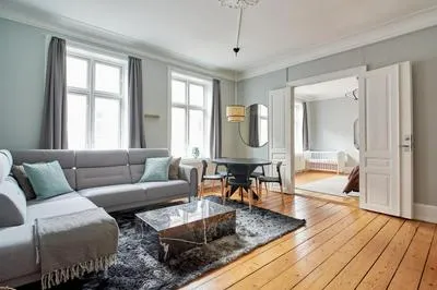 Billede 46 af Spacious Scandinavian 3BR Flat in Vibrant Area