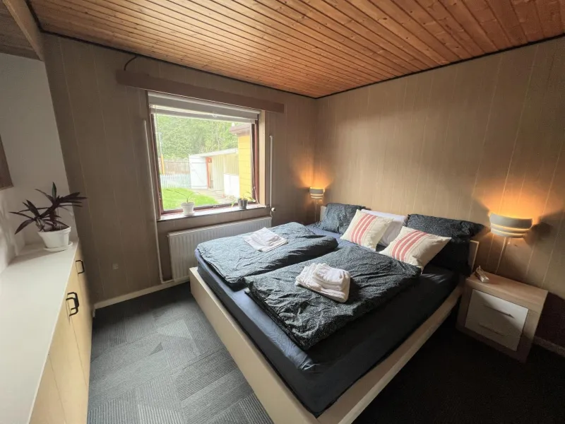 Billede 32 af The Yellow House, Beach 5mins Drive, 3BR with free parking, Fast Fiber Internet