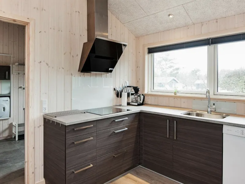 Billede 7 af Swanky Holiday Home in Blåvand With Whirlpool