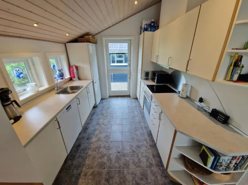 Billede 25 af Holiday house by a fantastic beach and free WiFi