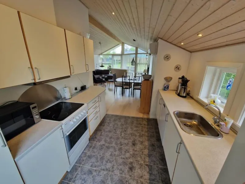 Billede 28 af Holiday house by a fantastic beach and free WiFi