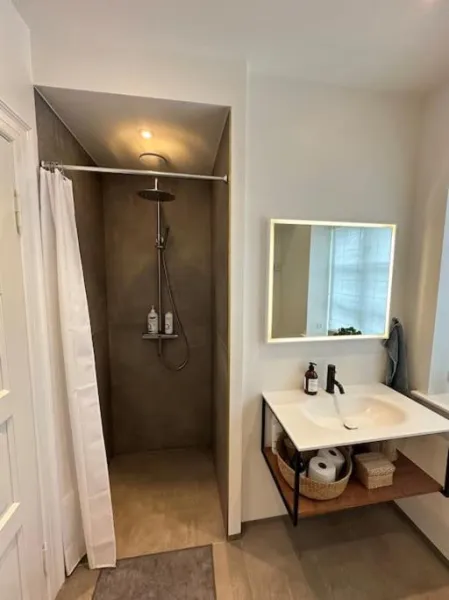 Billede 3 af Ny & hyggelig moderne suite