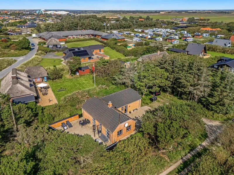 Billede 32 af Beautiful Holiday Home With Spa And Sauna, Close To The North Sea And The Center Of Søndervig