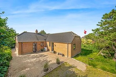 Billede 37 af Beautiful Holiday Home With Spa And Sauna, Close To The North Sea And The Center Of Søndervig