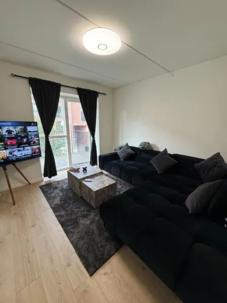 Billede 8 af Flot Moderne Lejlighed byder Velkommen