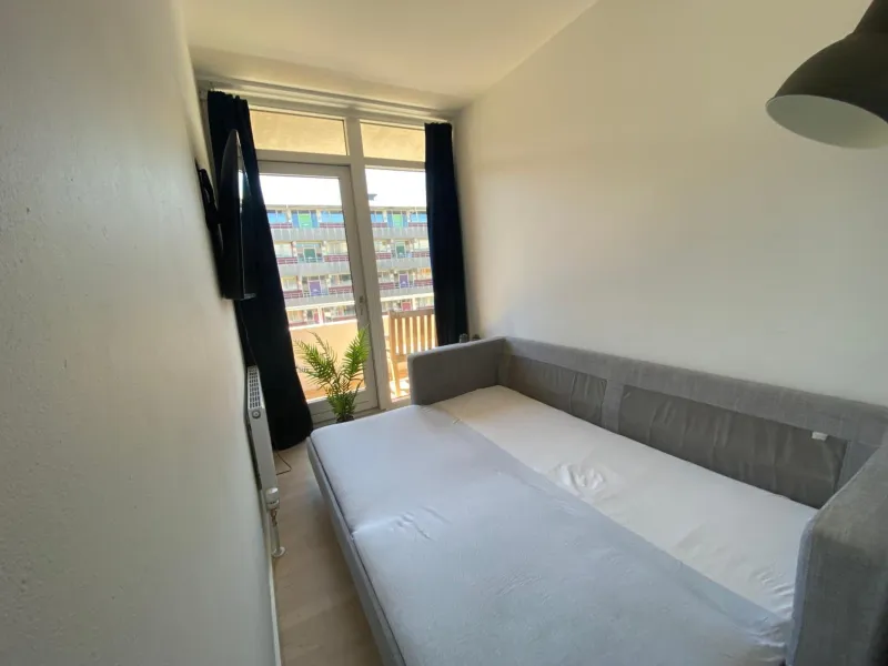 Billede 9 af Central Copenhagen Apt with Balcony, Free Parking & Elevator