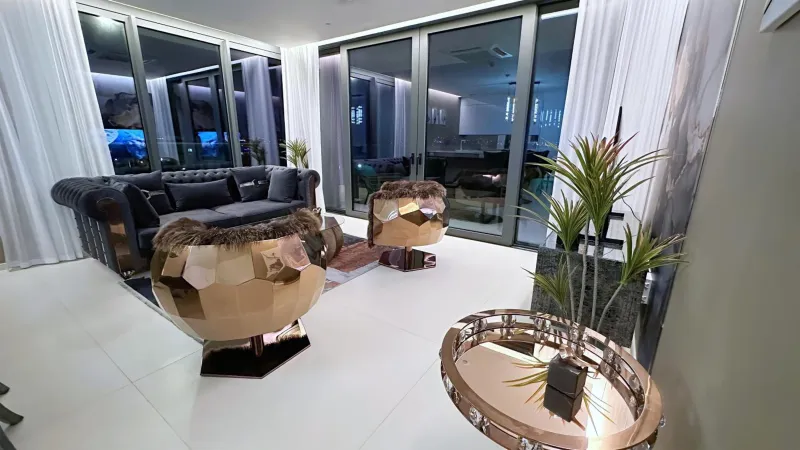 Billede 97 af Mullet Bay Suites - Your Luxury Stay Awaits