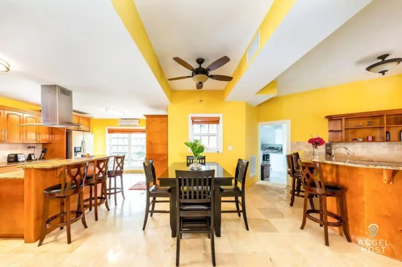 Billede 8 af Breathtaking Chalk Sound Private Pool Sunset Villa