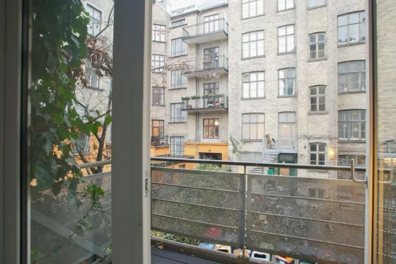 Large & Bright 3BR Flat w Whirlpool Near Metro