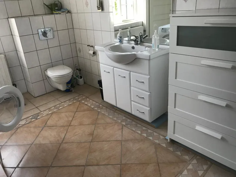 Billede 4 af Centralt i Gentofte i 2 plan, ved S-Tog og busser