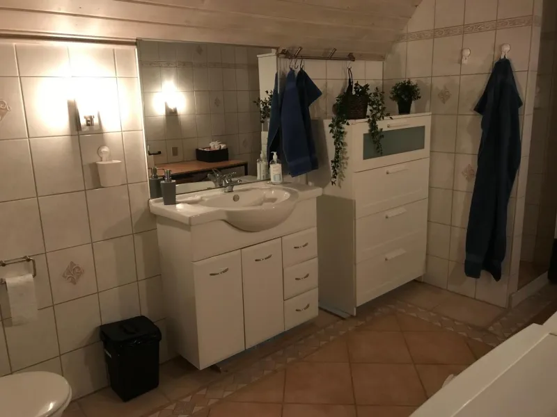 Billede 9 af Centralt i Gentofte i 2 plan, ved S-Tog og busser