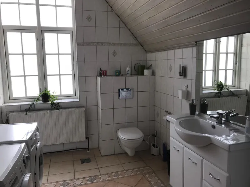 Billede 13 af Centralt i Gentofte i 2 plan, ved S-Tog og busser