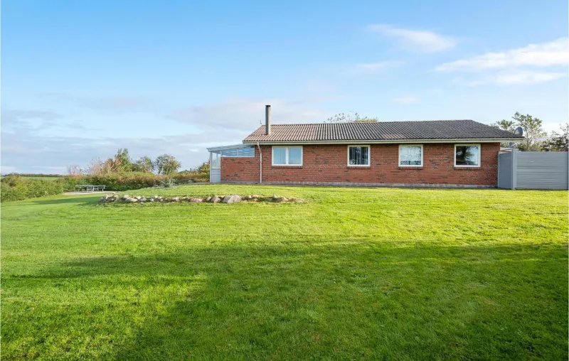 Billede 16 af Cozy Home In Vinderup With Wifi