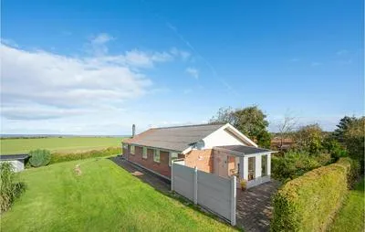 Billede 23 af Cozy Home In Vinderup With Wifi