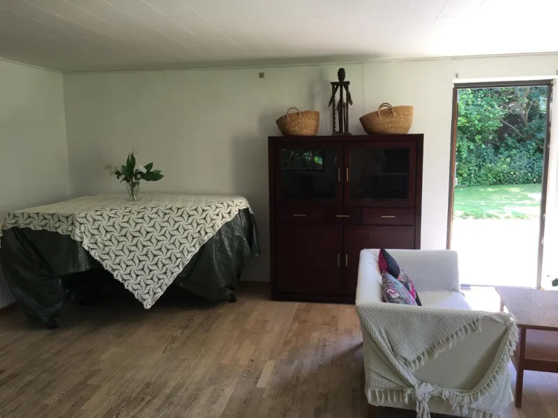 Quiet villa apartment close to everything photo 22