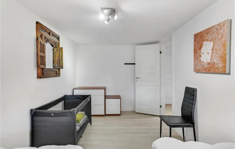Billede 8 af Four-Bedroom Holiday Home In Stroby