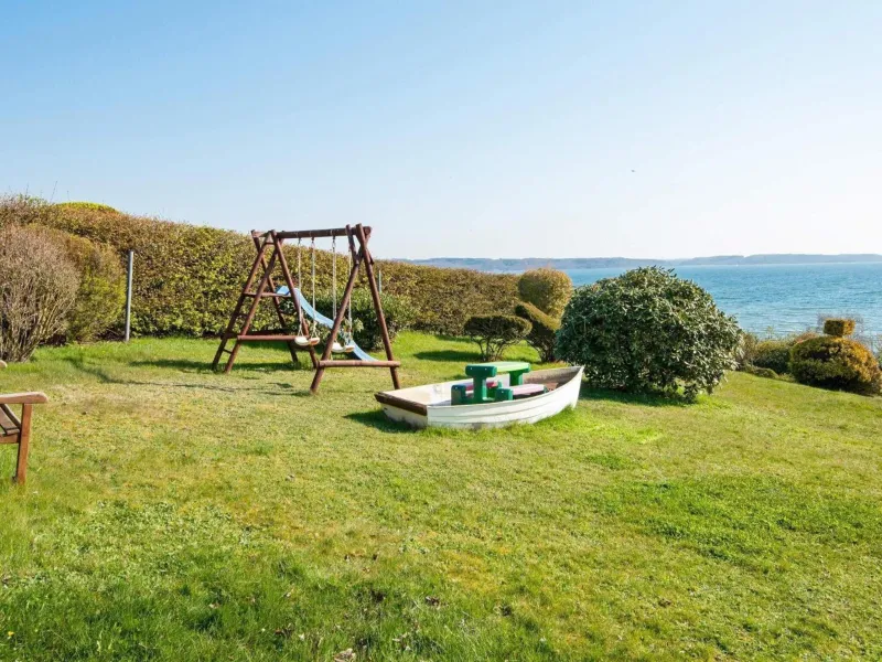 Billede 7 af 6 person holiday home in Børkop