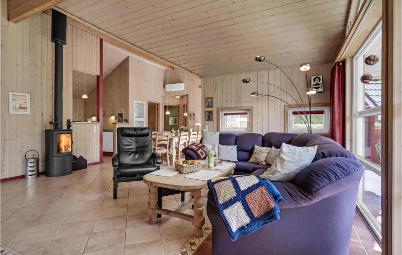 Billede 5 af 4 Bedroom Beautiful Home In Oksbøl