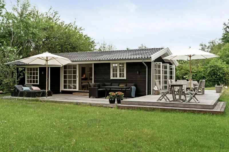 Billede 9 af Classic Vejby Home With Light, Calm And Nature