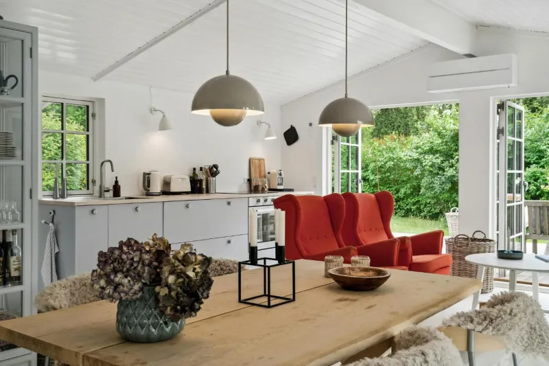 Billede 30 af Classic Vejby Home With Light, Calm And Nature