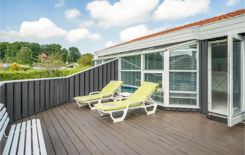 Billede 3 af Beautiful Home In Bjert With Sauna