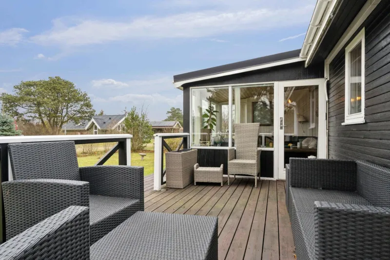 Billede 9 af Holiday Idyll Near Beach And City Life