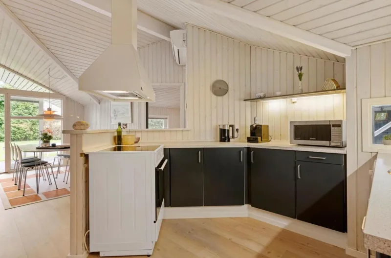 Billede 4 af Summer House Close To Nature And Beach