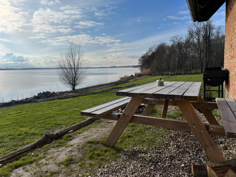 Cottage with Seaview