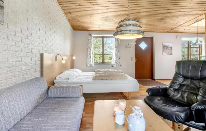 Billede 7 af Cozy Apartment In Allinge With Wifi